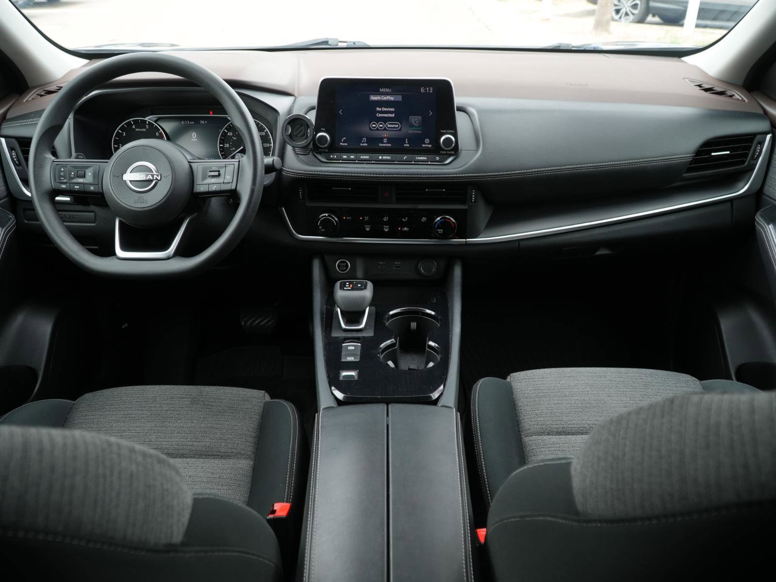 Used 2022 Nissan Rogue S FWD image 17