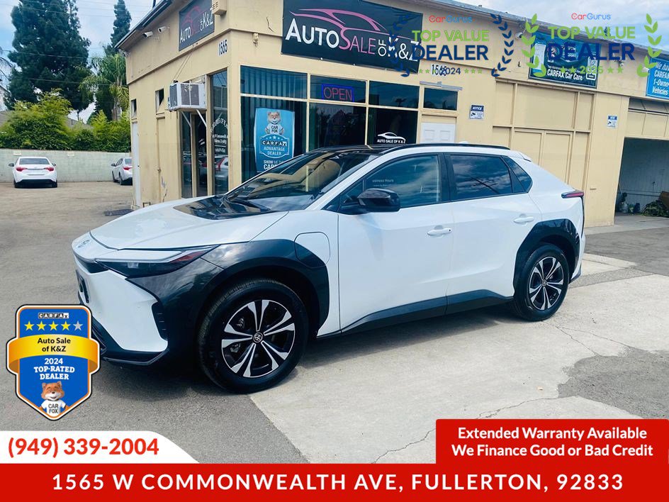 Used 2023 Toyota bZ4X XLE image 12