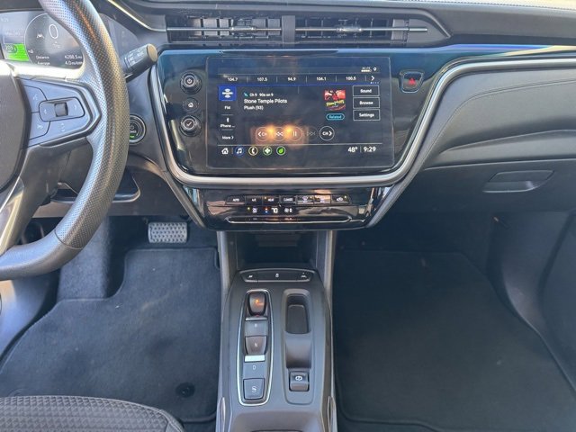 Used 2023 Chevrolet Bolt LT image 17