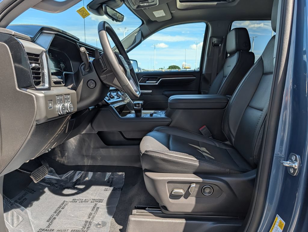 Used 2025 GMC Sierra 1500 Denali w/ Denali Reserve Package AWD/4WD image 14