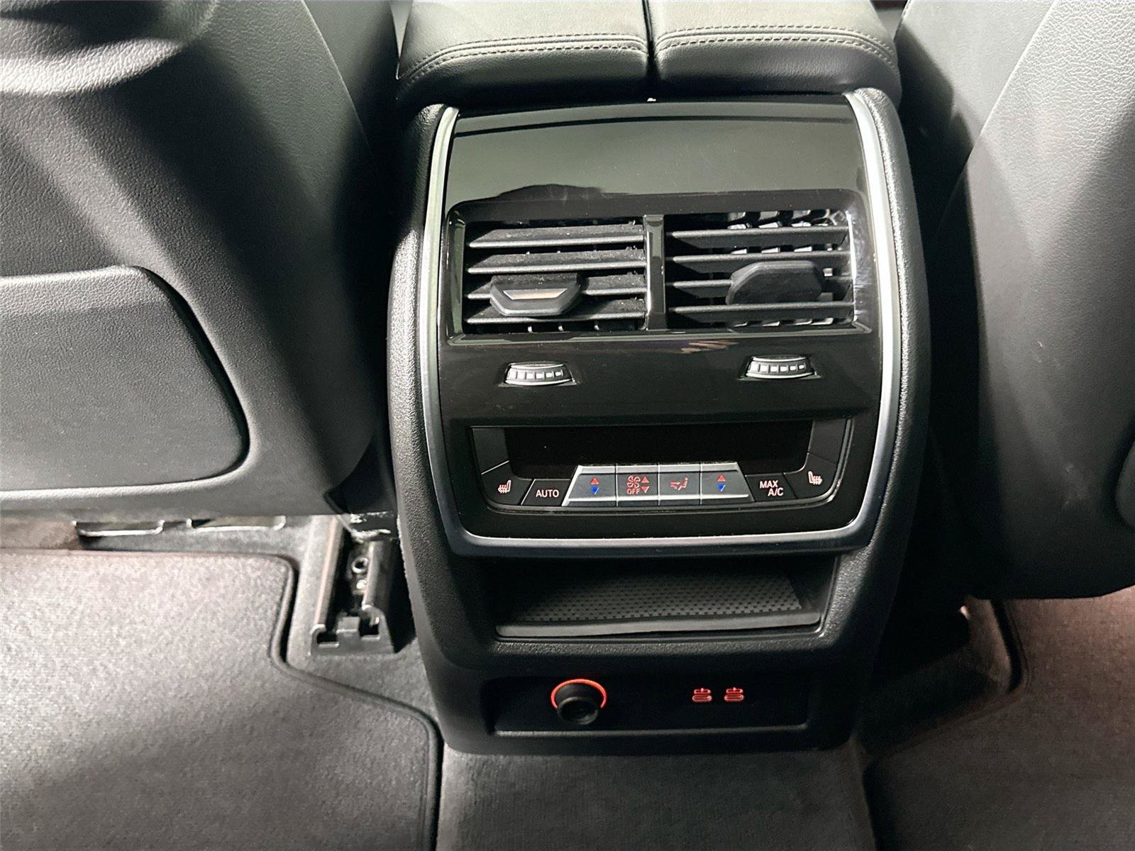 Used 2025 BMW X5 sDrive40i RWD image 24