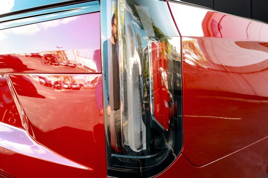 Used 2023 Cadillac Escalade ESV V AWD/4WD image 40