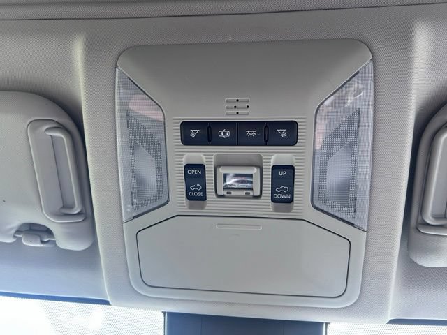 Used 2019 Toyota RAV4 XLE AWD/4WD image 38