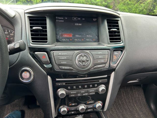 Used 2018 Nissan Pathfinder S AWD/4WD image 13