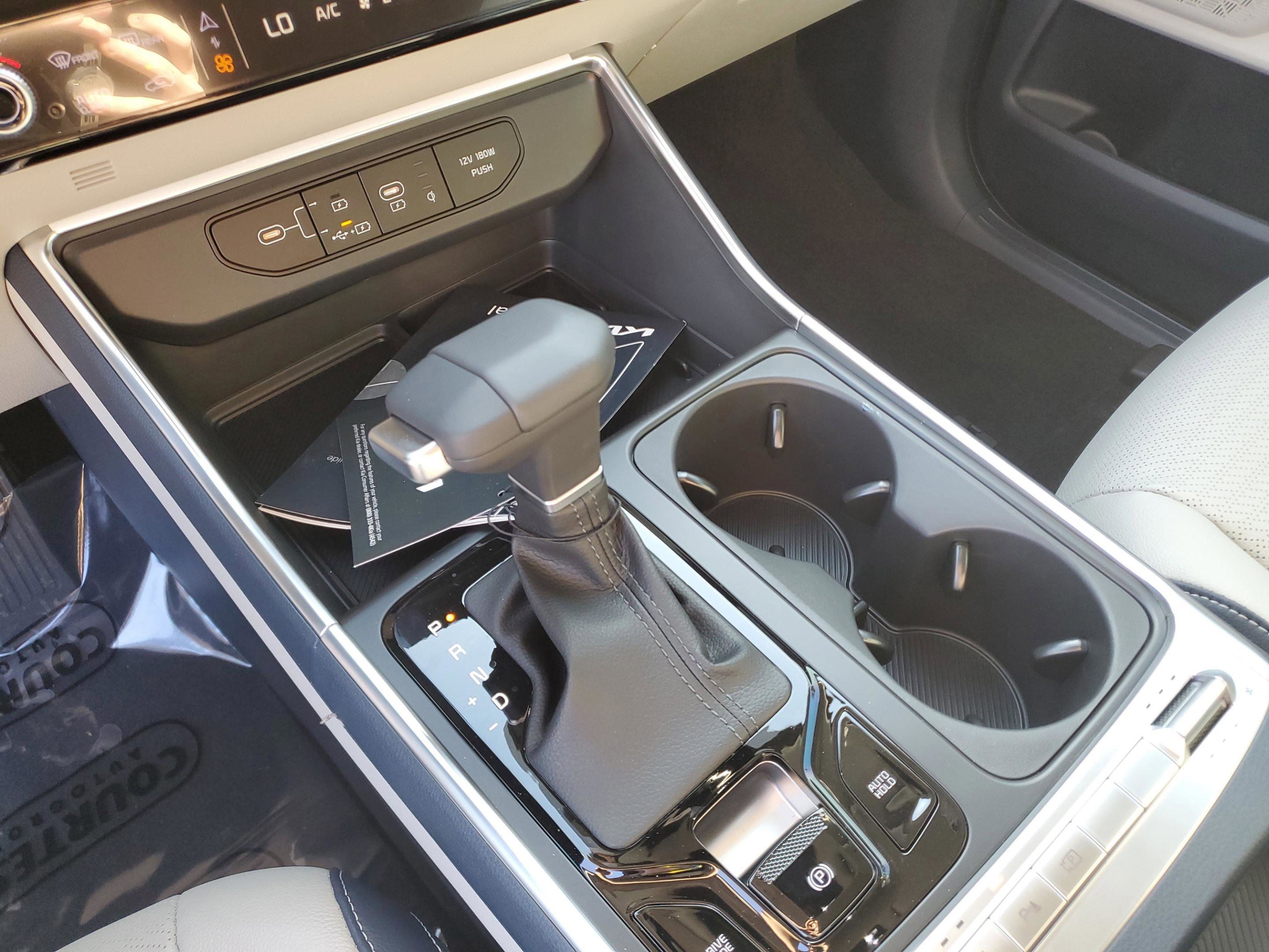 New 2026 Kia Carnival SX Prestige FWD image 25
