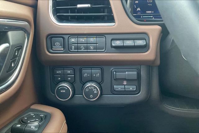 Used 2023 Chevrolet Tahoe High Country w/ Premium Package AWD/4WD image 34