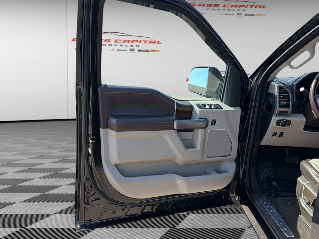 Used 2020 Ford F150 Limited image 15