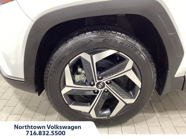 Used 2022 Hyundai Tucson SEL w/ Convenience + Premium Package AWD/4WD image 2