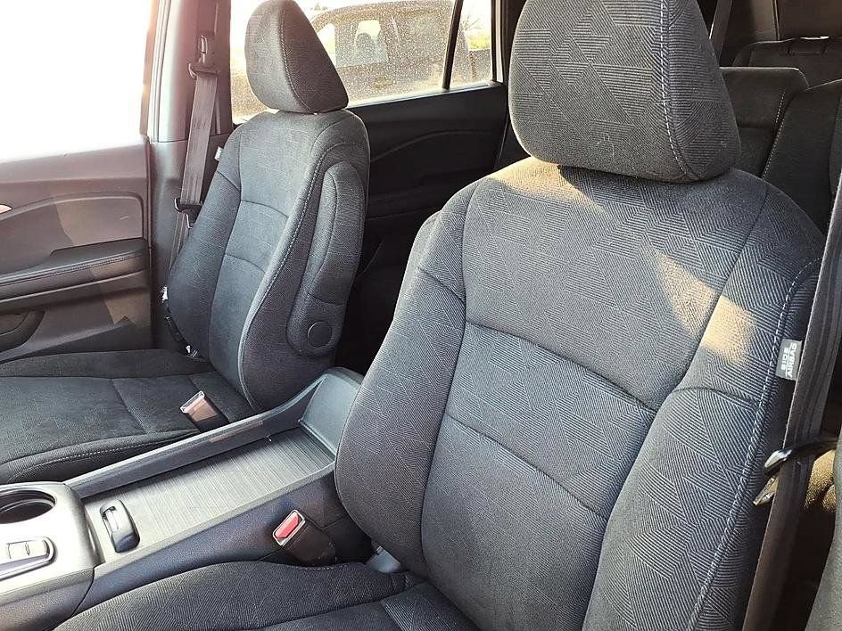 Used 2022 Honda Pilot Sport image 15
