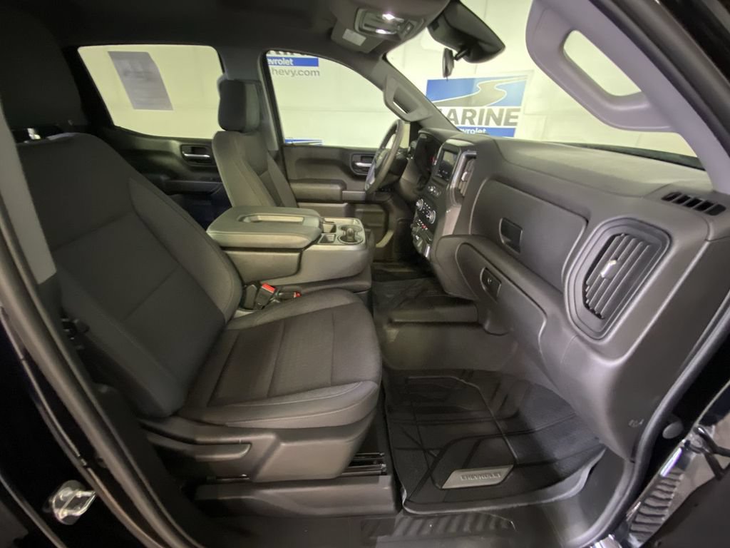 Used 2023 Chevrolet Silverado 1500 Custom AWD/4WD image 33