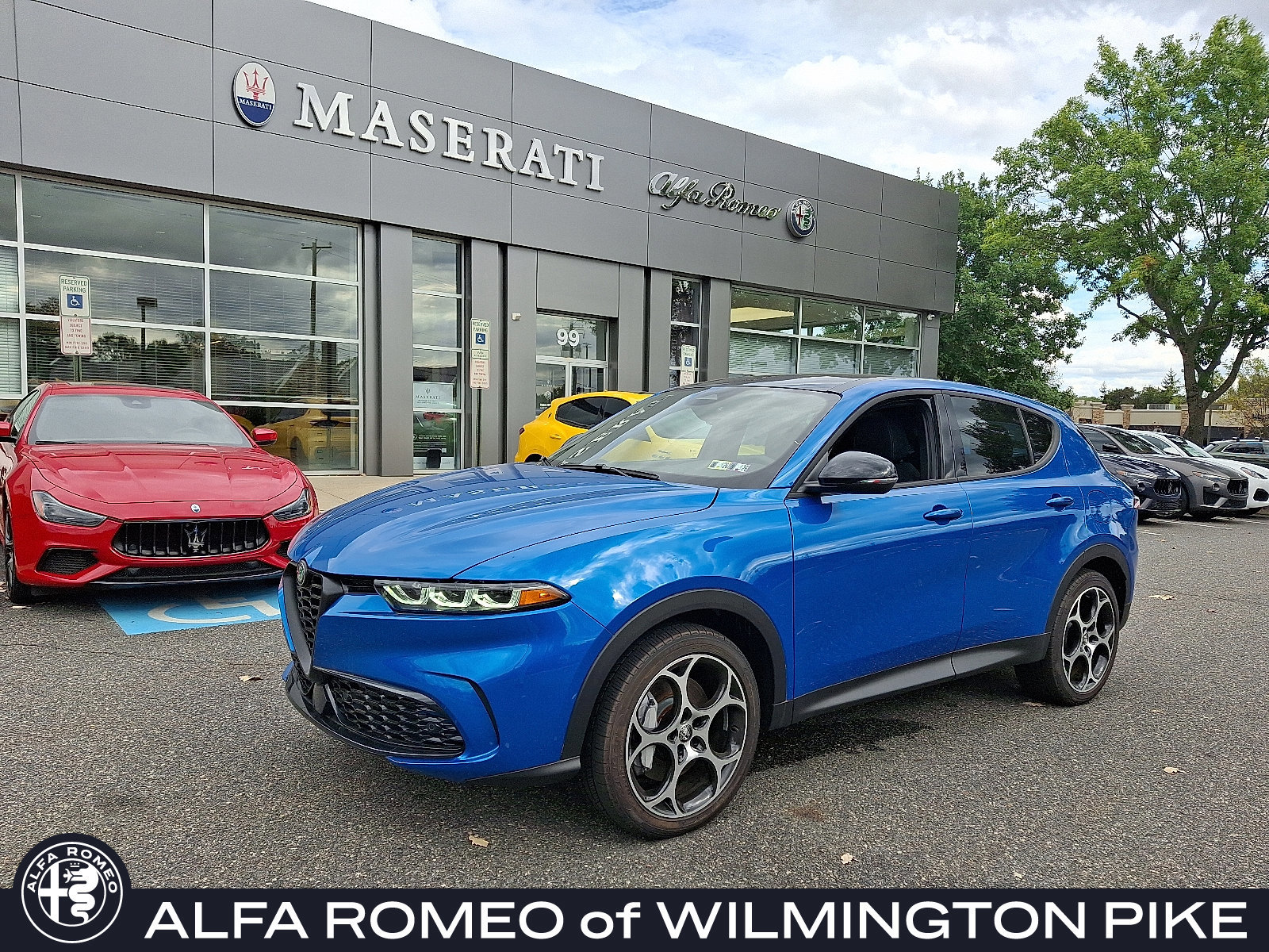 New 2024 Alfa Romeo Tonale Sprint image 1