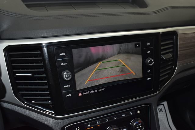 Used 2022 Volkswagen Atlas SEL image 16