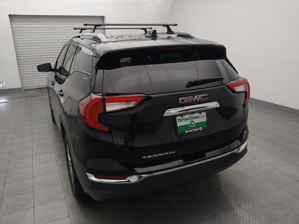 Used 2022 GMC Terrain SLT w/ LPO, 'HIT The Road' Package image 6