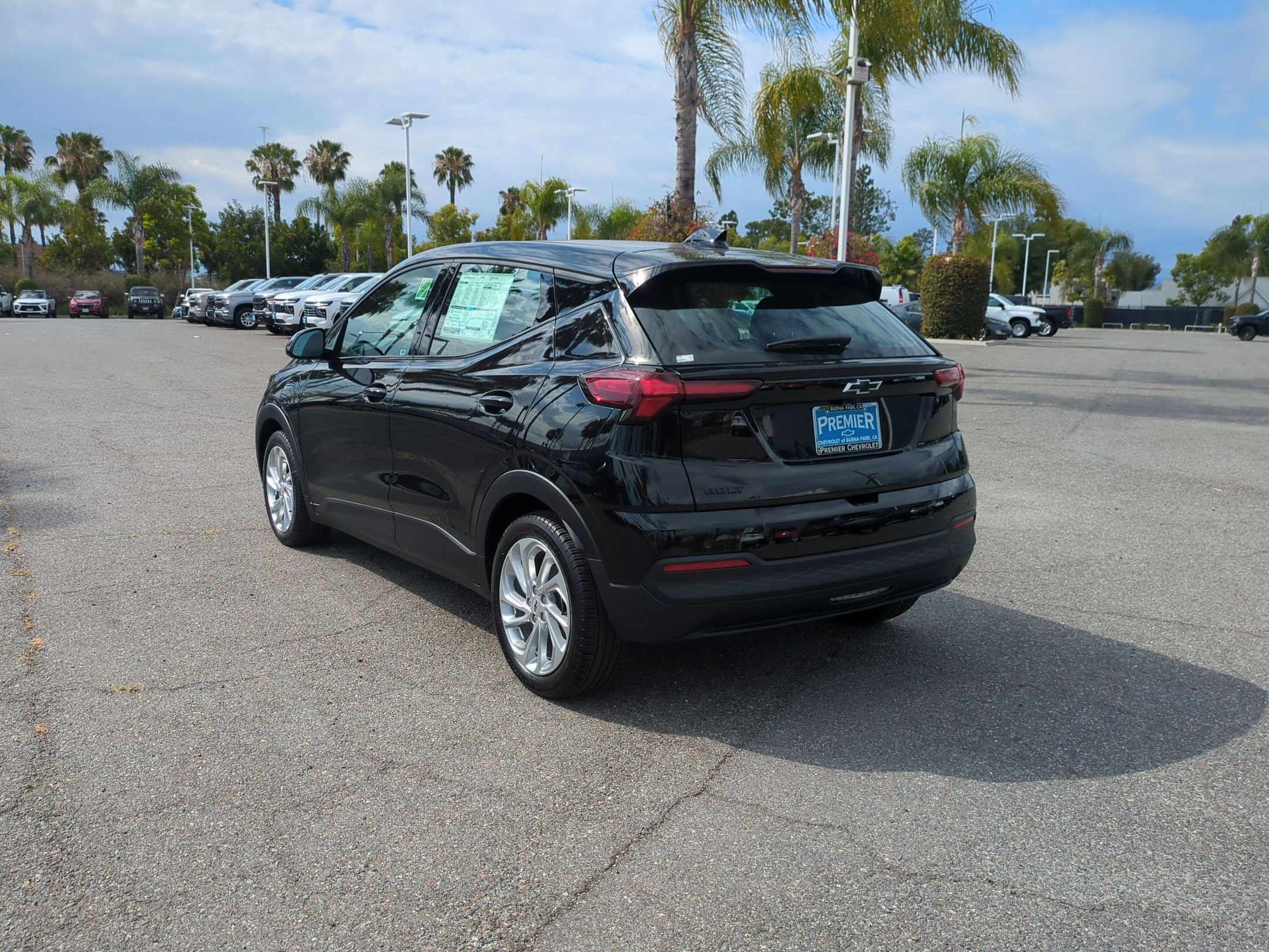 New 2027 Chevrolet Bolt LT w/ Comfort Package FWD image 3