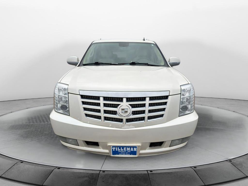 Used 2011 Cadillac Escalade ESV Premium AWD/4WD image 2