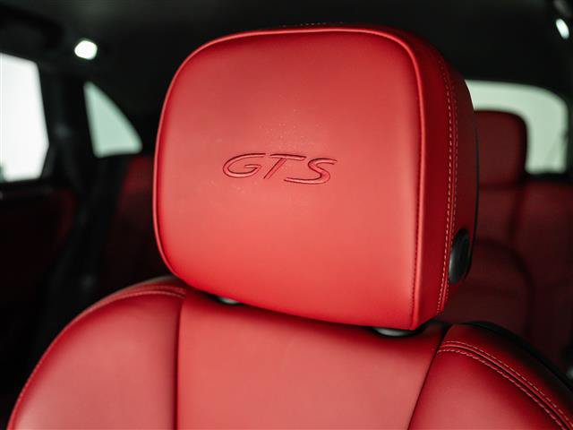 Certified 2026 Porsche Macan GTS AWD/4WD image 23