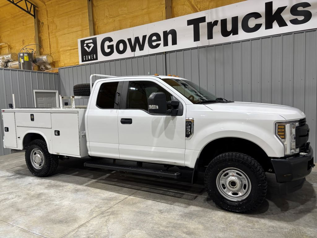 Used 2019 Ford F250 XL w/ Power Equipment Group image 3