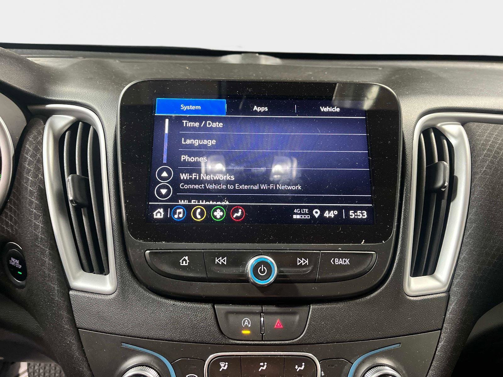 Used 2024 Chevrolet Malibu LT image 24