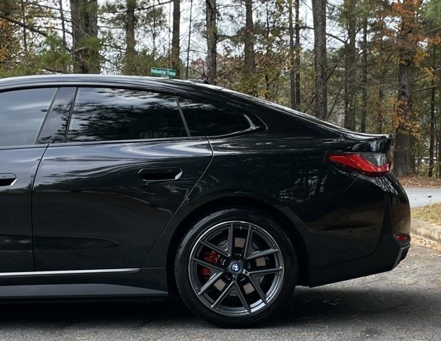 Used 2023 BMW i4 eDrive35 w/ Premium Package image 6