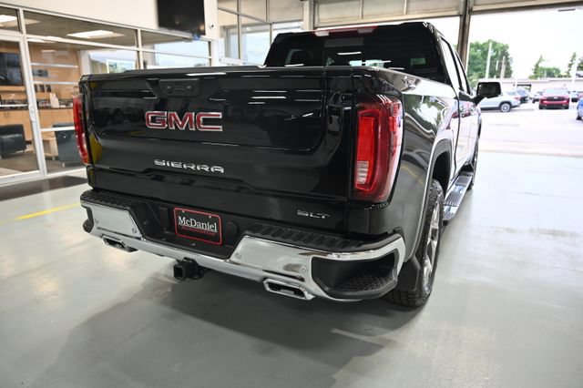 New 2026 GMC Sierra 1500 SLT w/ SLT Premium Plus Package AWD/4WD image 5
