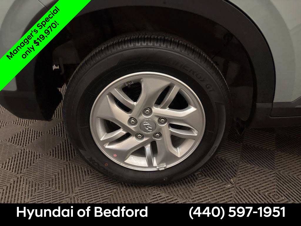 Certified 2026 Hyundai Venue SE FWD image 18