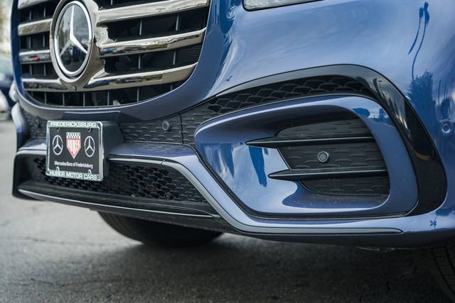 Used 2024 Mercedes-Benz GLS 450 4MATIC image 14