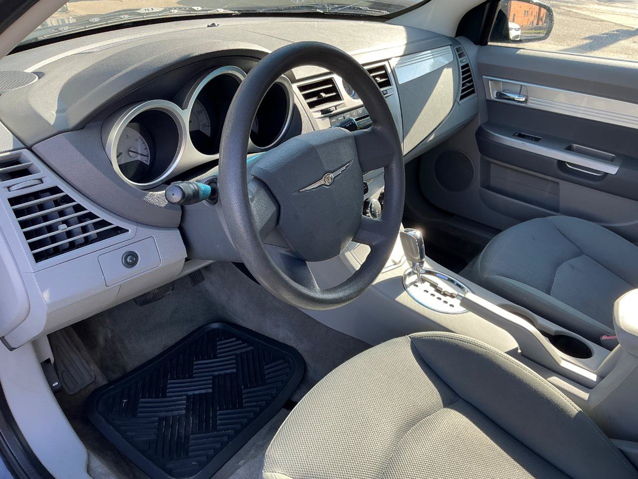 Used 2007 Chrysler Sebring Touring w/ Convenience Group I FWD image 13