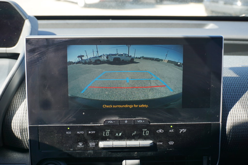 Used 2024 Toyota bZ4X FWD image 21