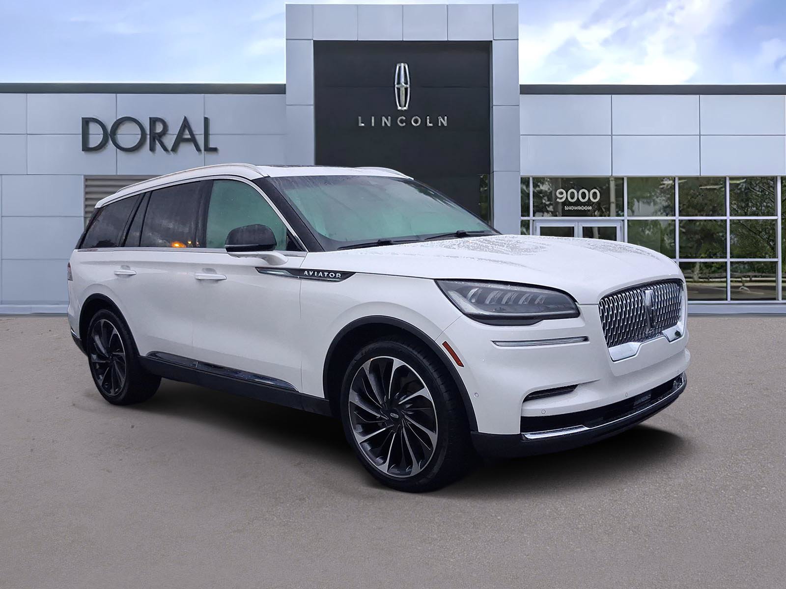 Certified 2024 Lincoln Aviator Reserve w/ Equipment Group 201A RWD image 1