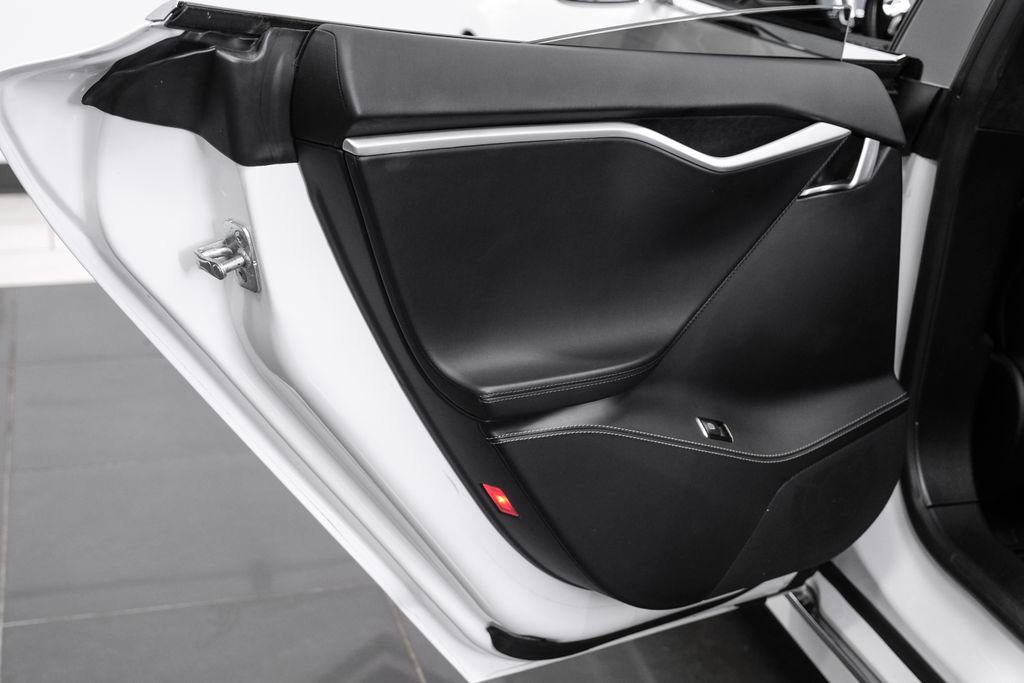 Used 2018 Tesla Model S 75D image 51