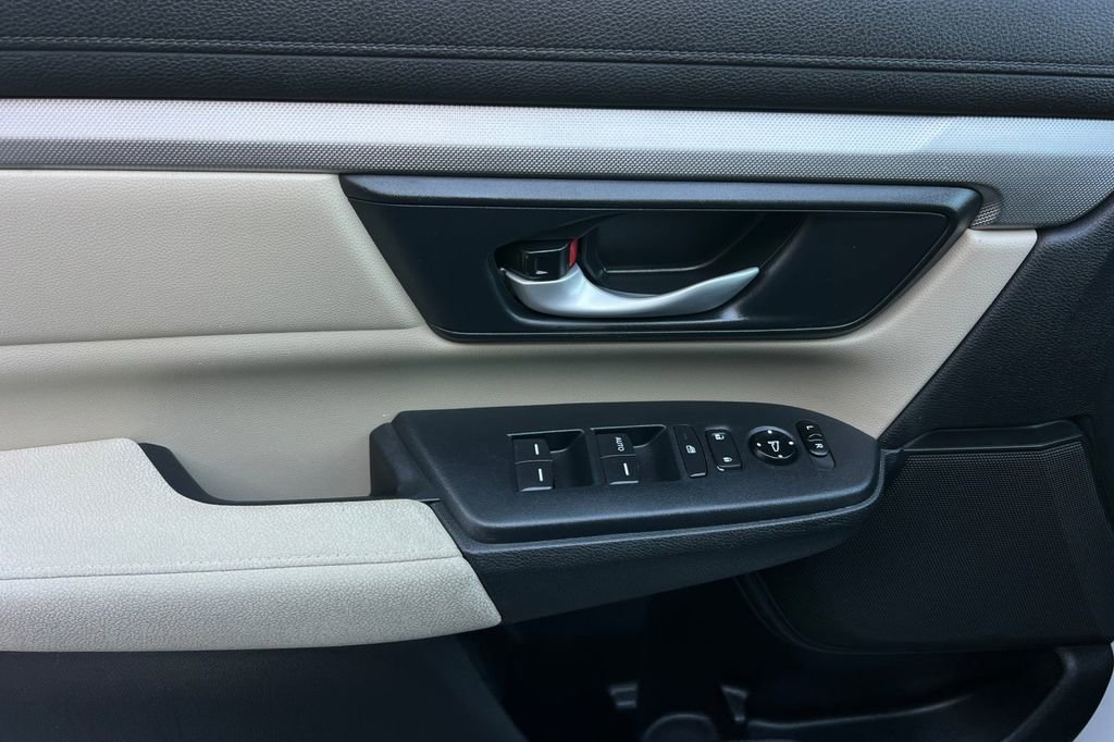 Used 2018 Honda CR-V LX image 13