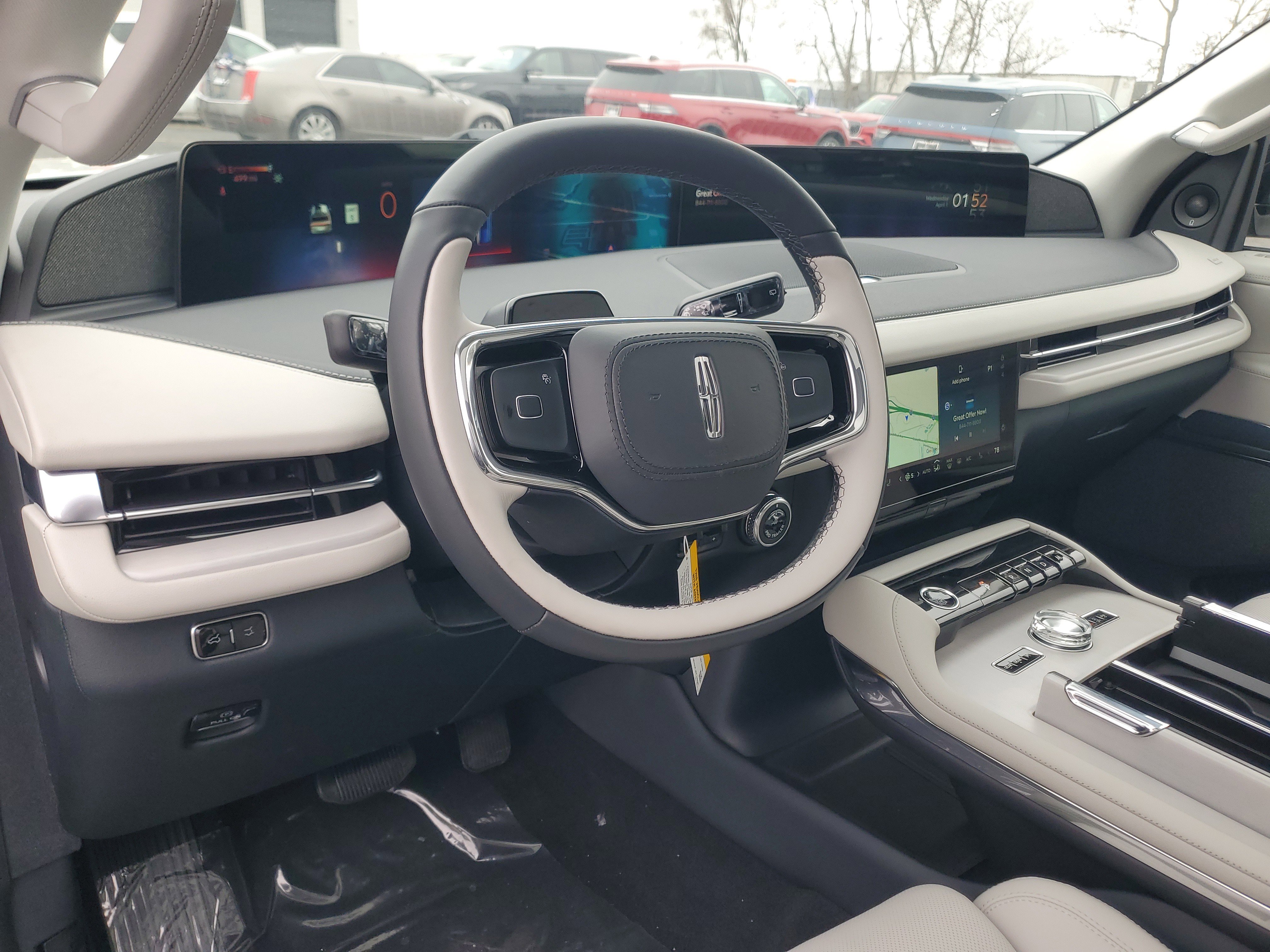 New 2026 Lincoln Navigator L Reserve AWD/4WD image 14