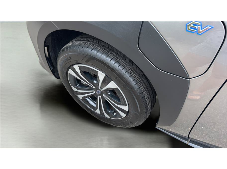 Used 2023 Subaru Solterra AWD image 40