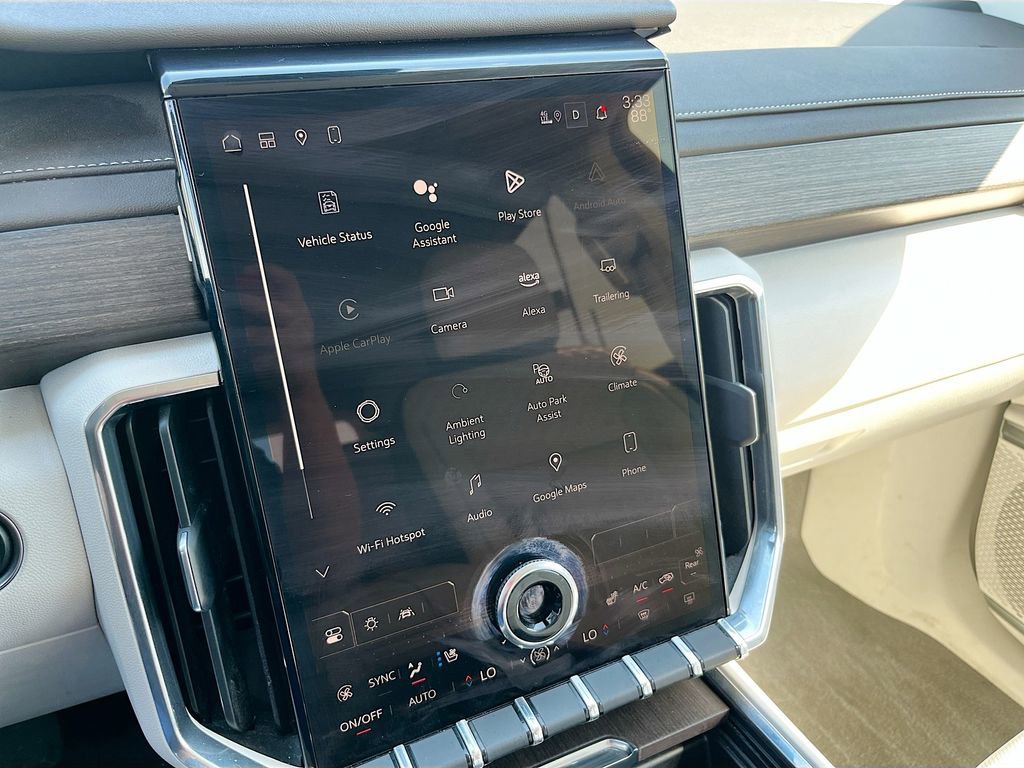 Used 2024 GMC Acadia Denali w/ Super Cruise Package image 14