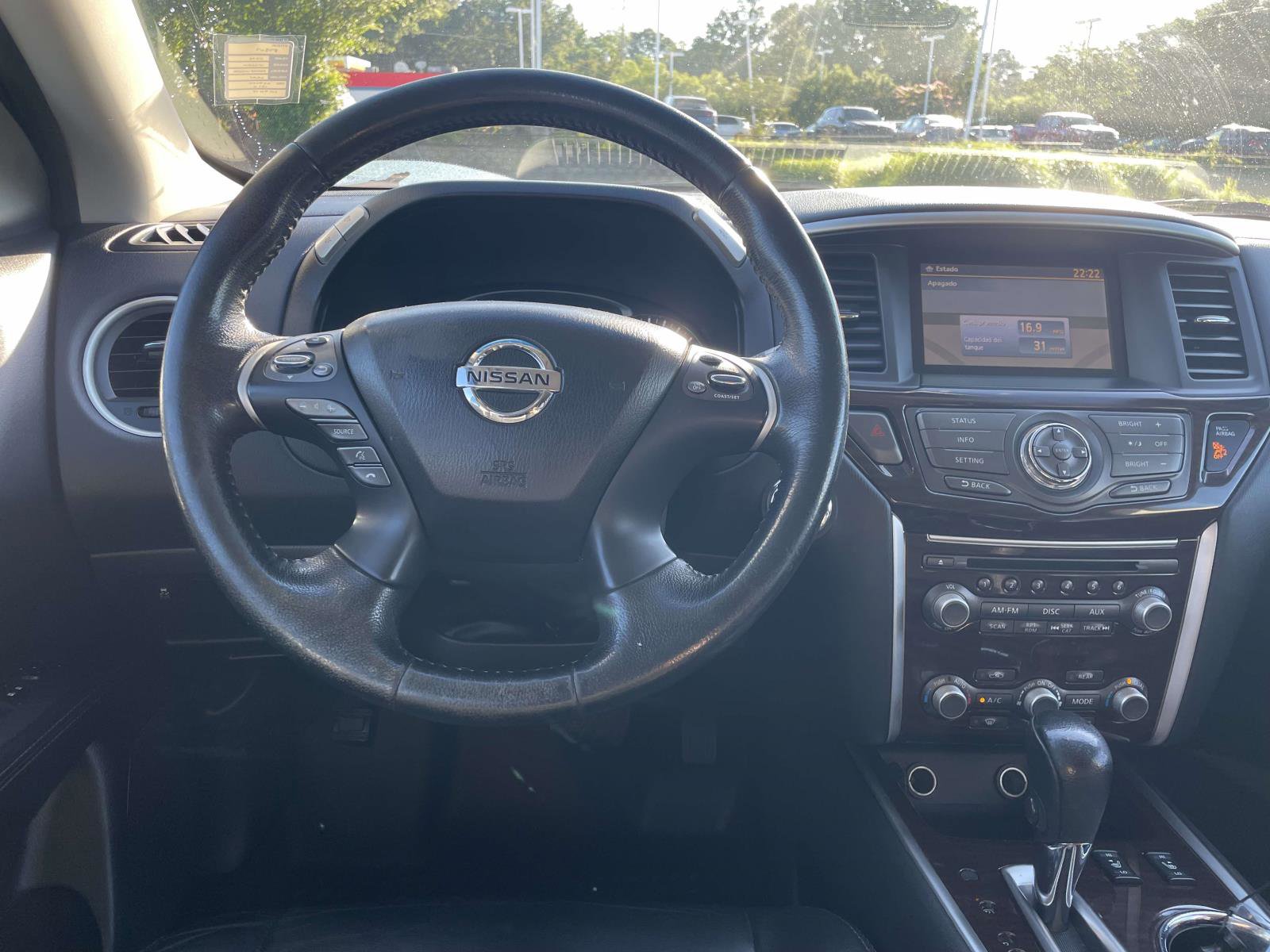 Used 2014 Nissan Pathfinder SL w/ Trailer Tow Package AWD/4WD image 13