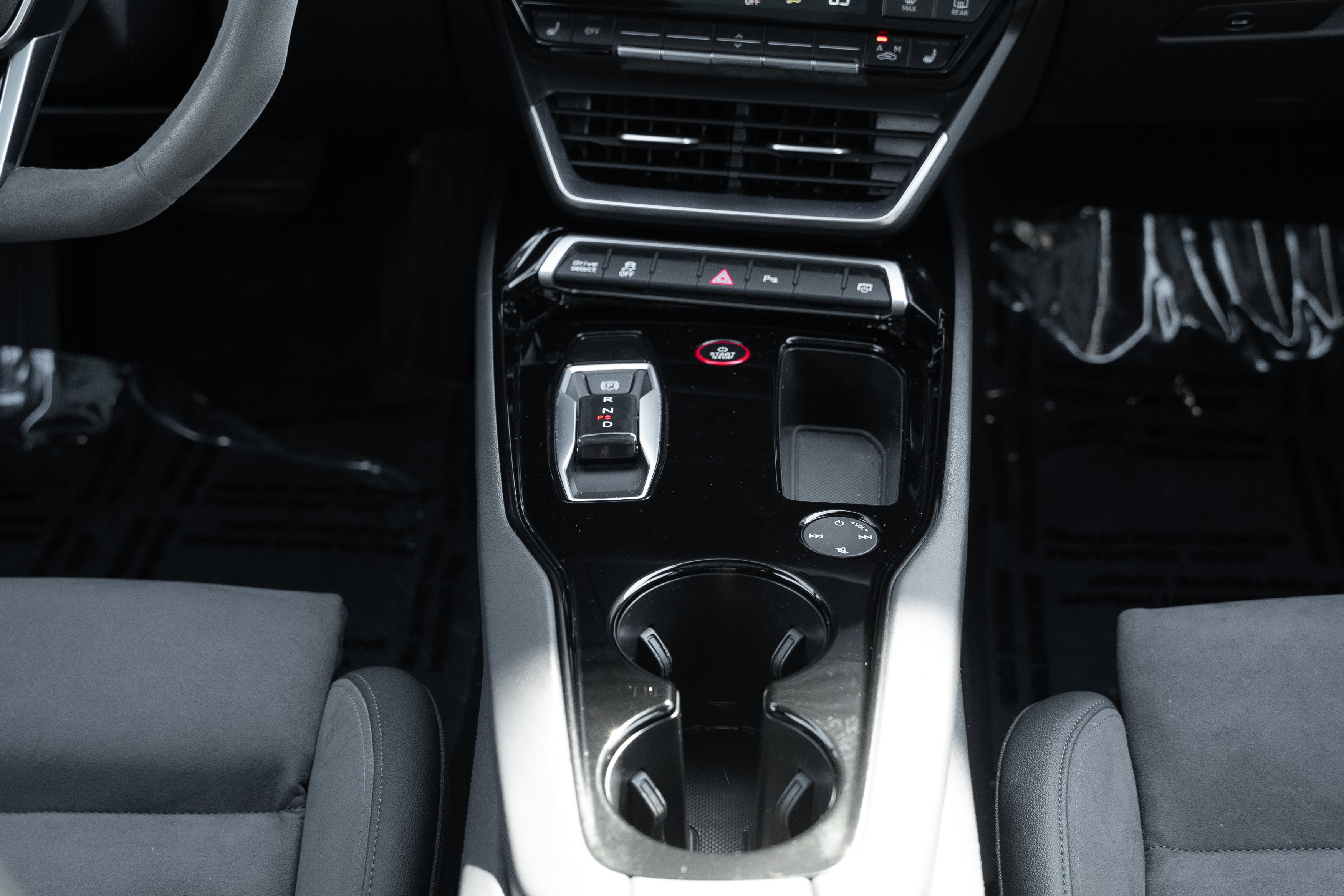 Certified 2023 Audi e-tron GT Premium Plus image 18