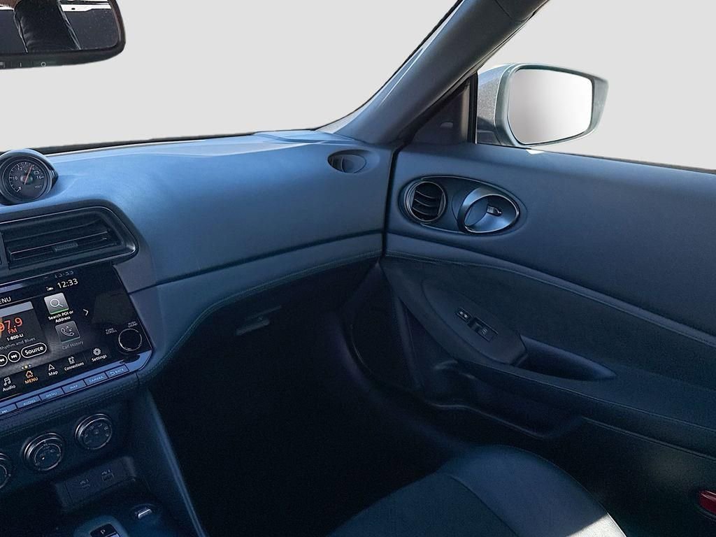 Used 2024 Nissan Z Performance w/ Floor Mat Package image 25