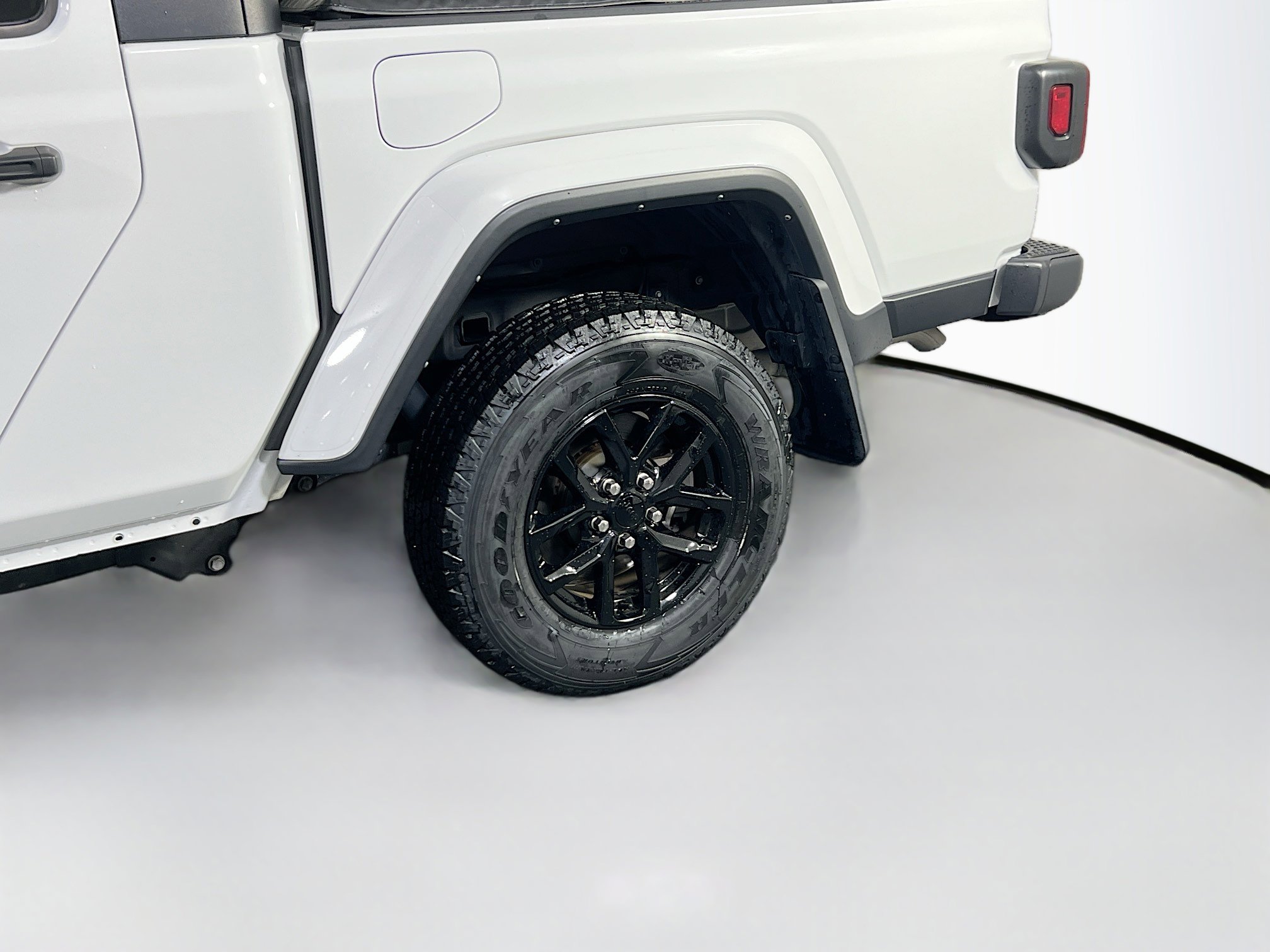 Used 2022 Jeep Gladiator Sport AWD/4WD image 27