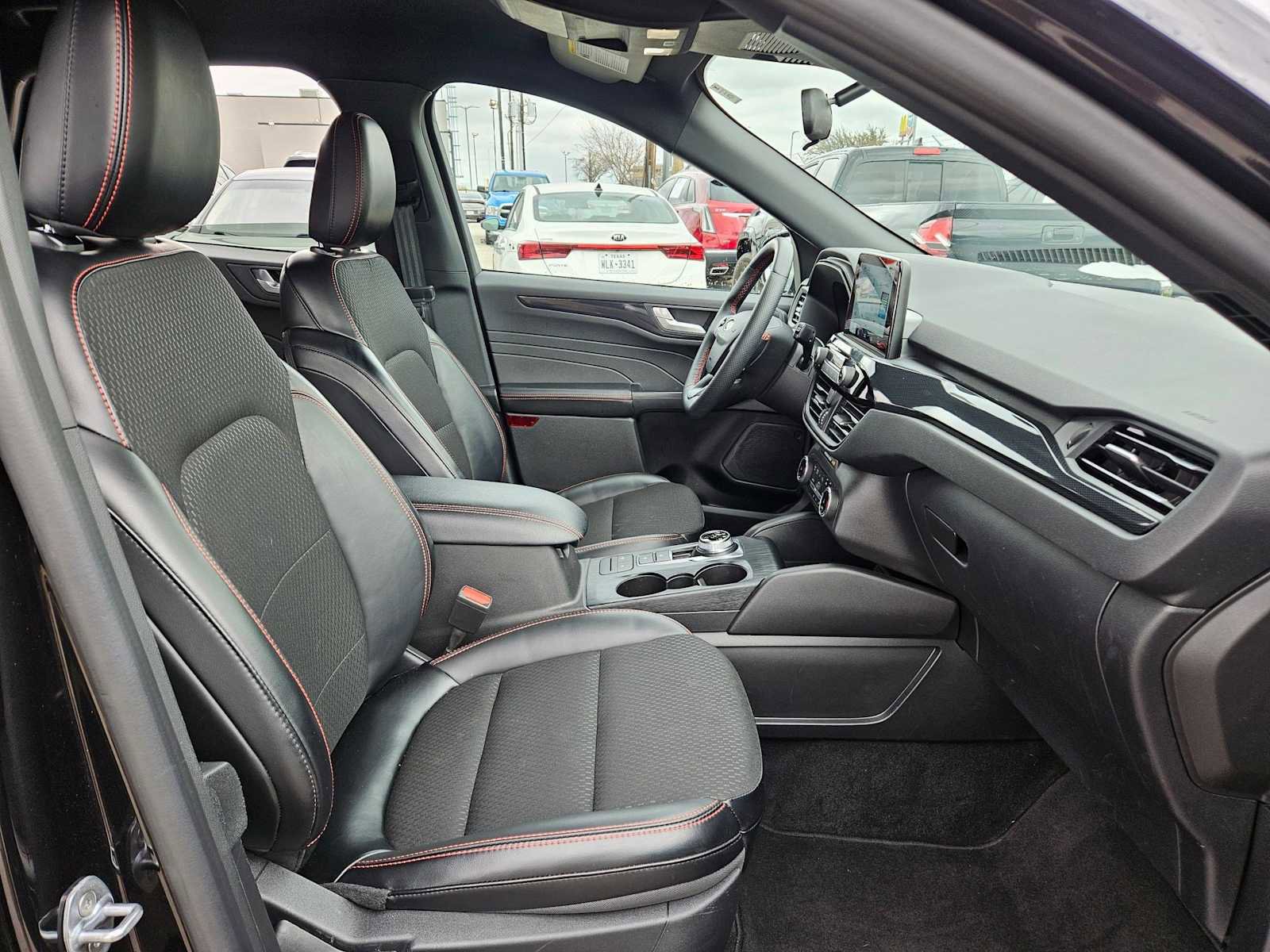 Used 2025 Ford Escape ST-Line Select AWD/4WD image 20