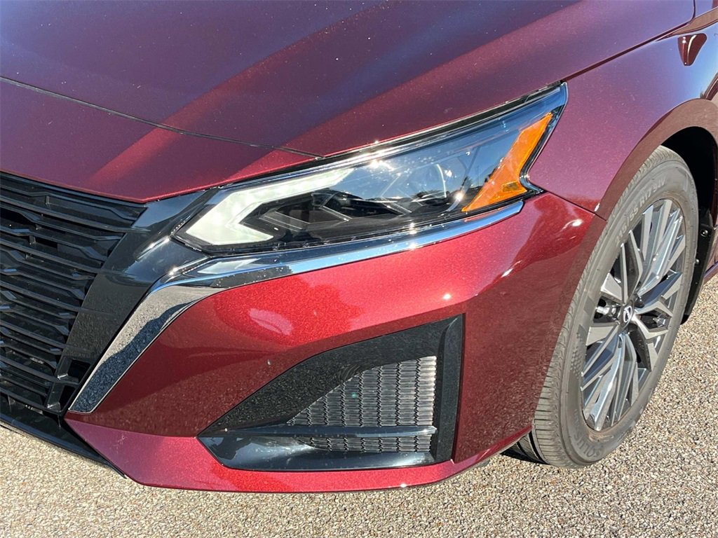 New 2025 Nissan Altima 2.5 SV w/ SV Premium Package image 10