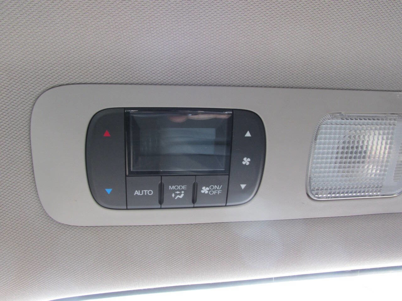 Used 2017 Honda Odyssey EX-L image 16