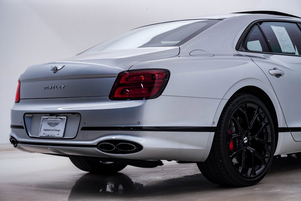Used 2023 Bentley Flying Spur S V8 image 12