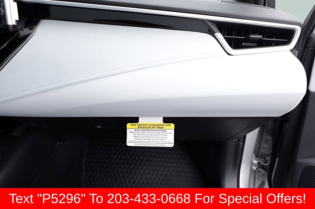 Certified 2025 Toyota Corolla SE w/ SE Premium Package FWD image 39