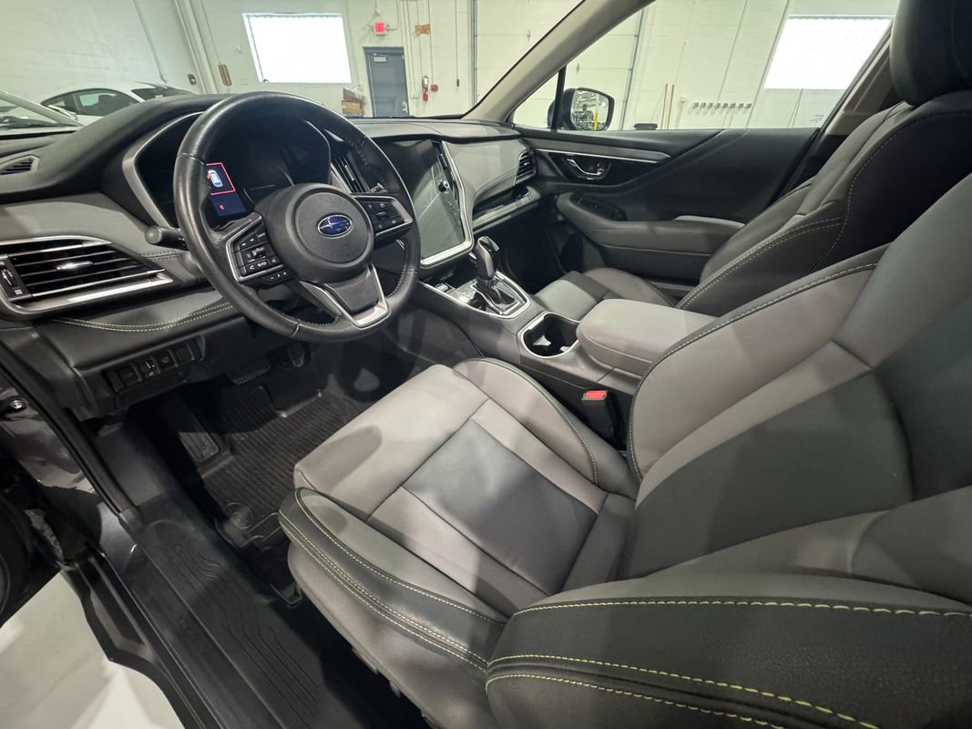 Used 2023 Subaru Outback Onyx Edition image 10