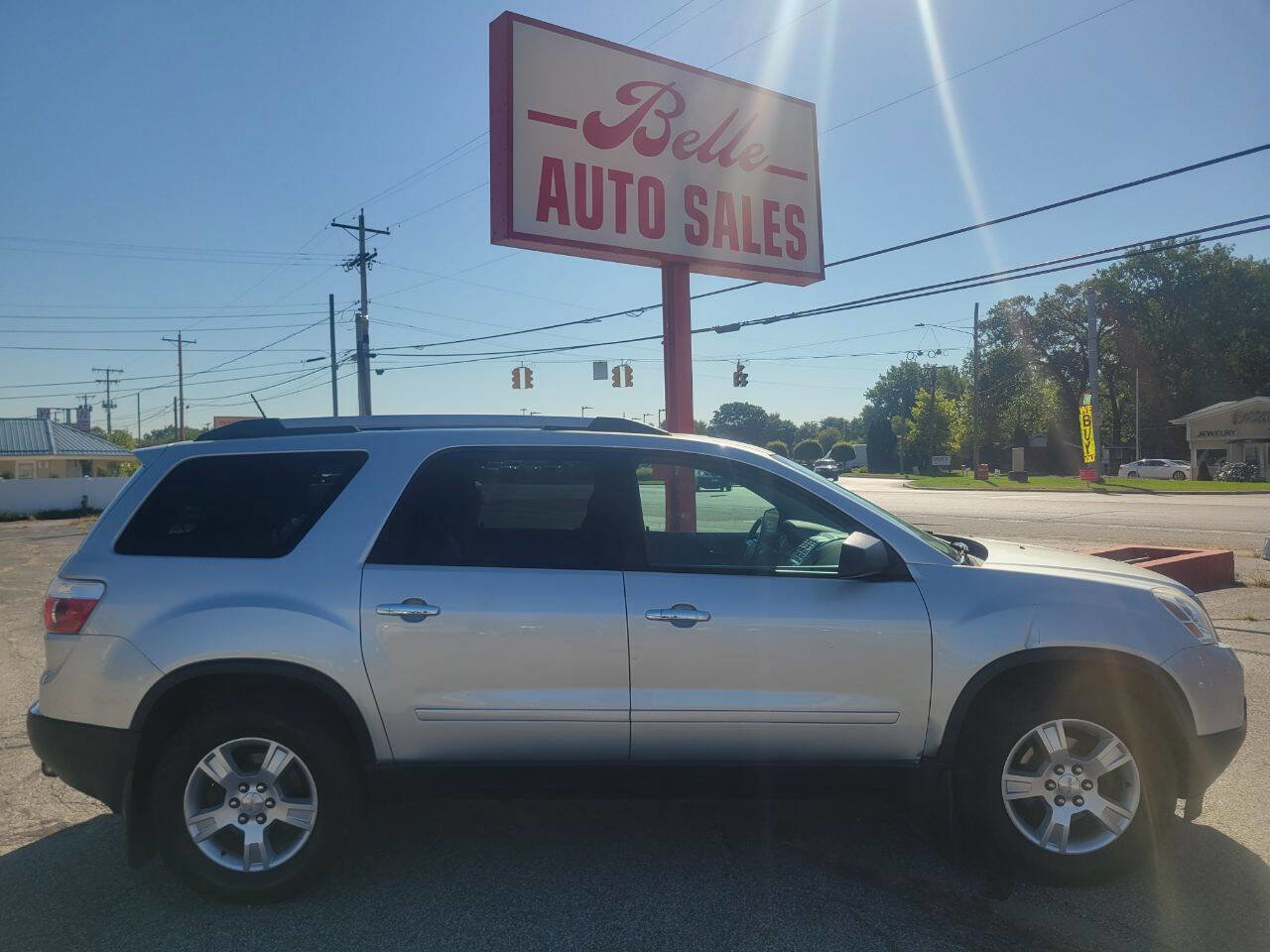 Used 2012 GMC Acadia SLE image 8