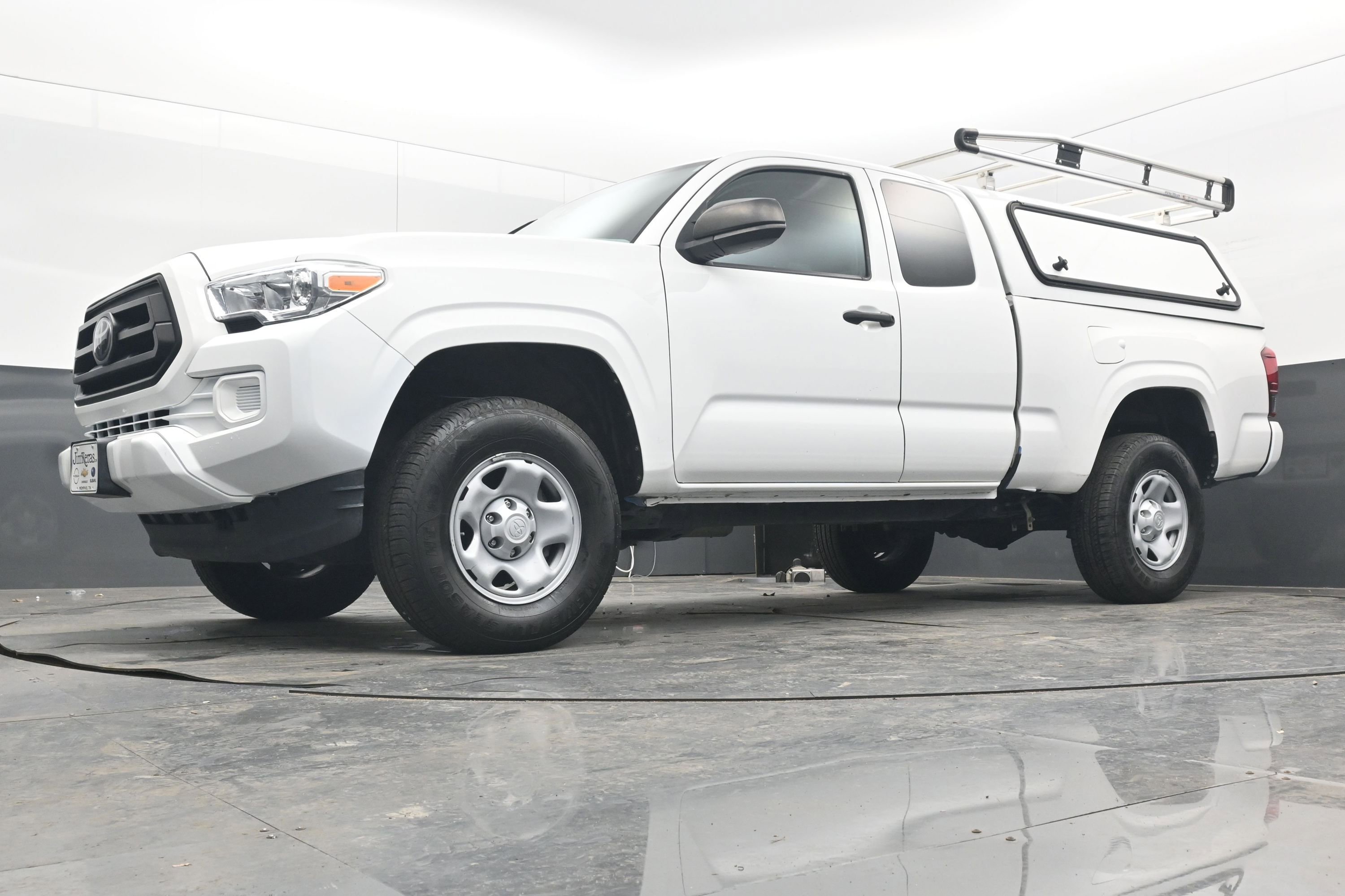 Used 2022 Toyota Tacoma SR image 24