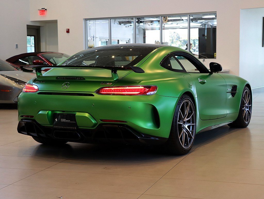 Used 2018 Mercedes-Benz AMG GT R image 29