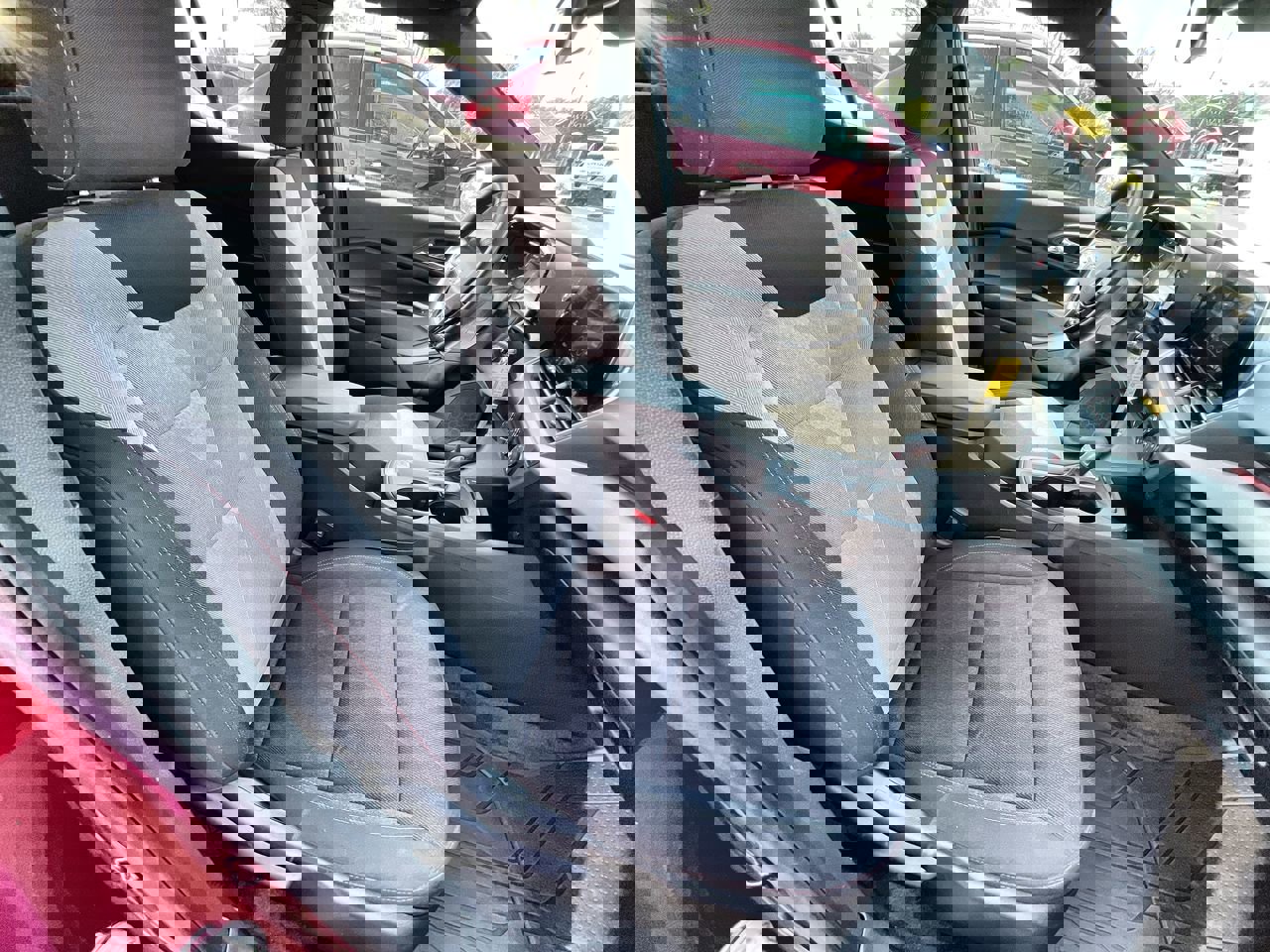 Used 2024 Chevrolet Trax RS w/ Sunroof Package image 26