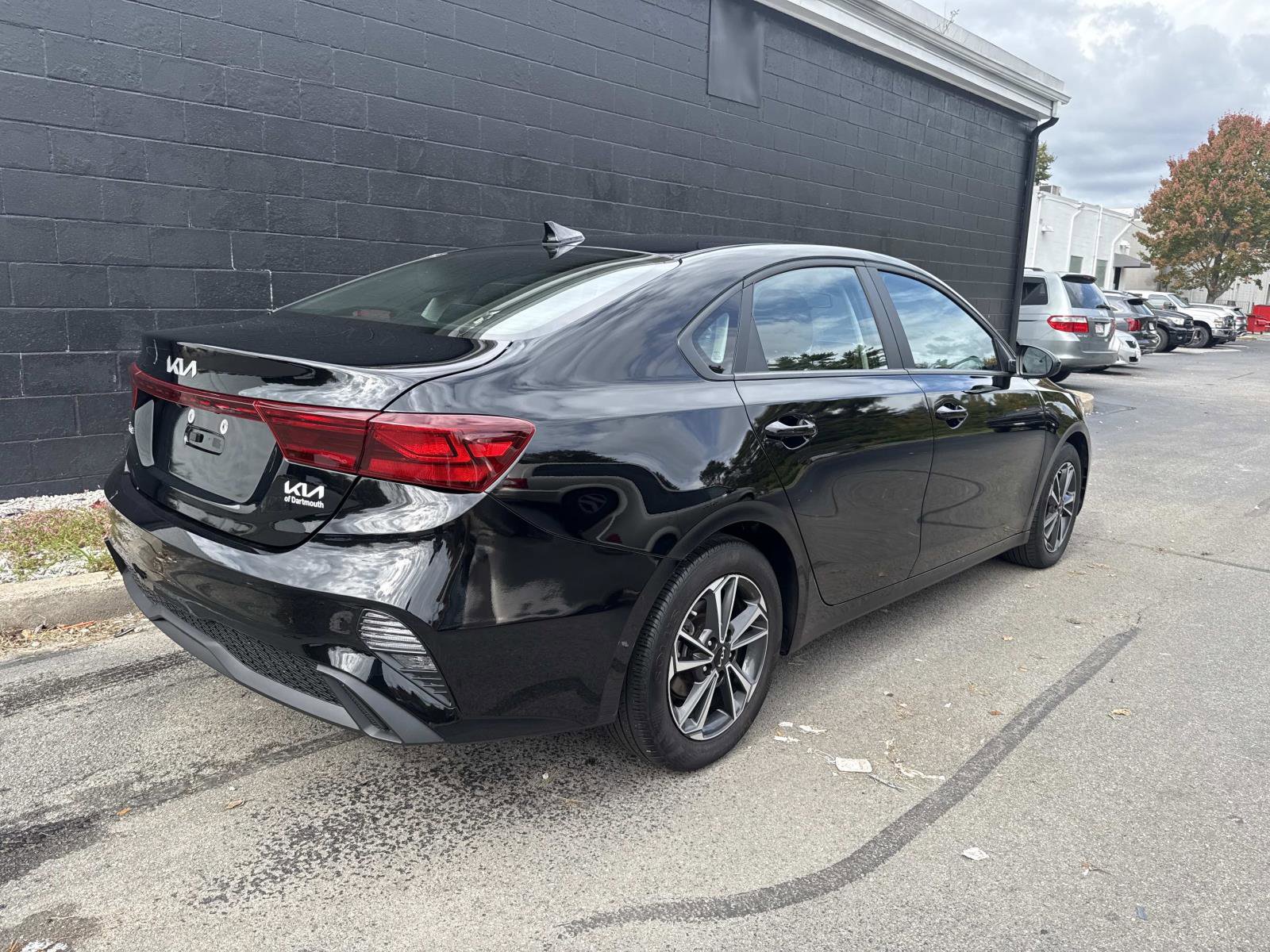 Used 2024 Kia Forte LXS image 2
