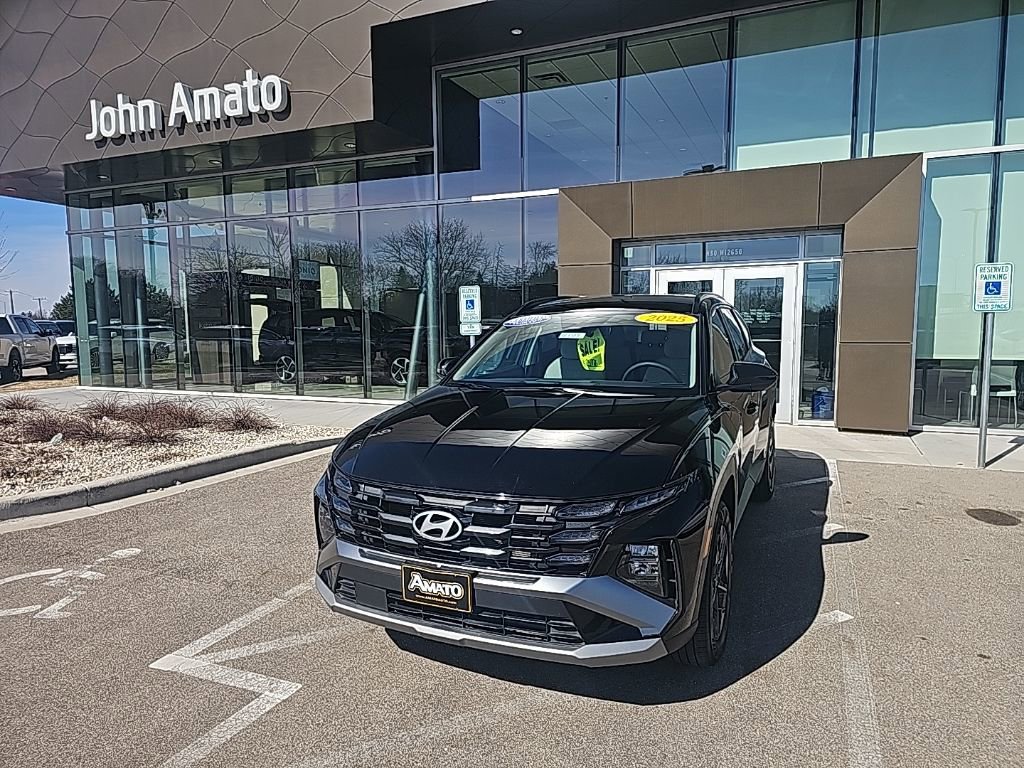 Certified 2025 Hyundai Tucson SEL image 1